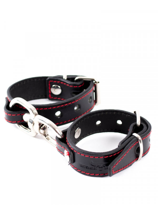 Handcuffs with coloured stitching