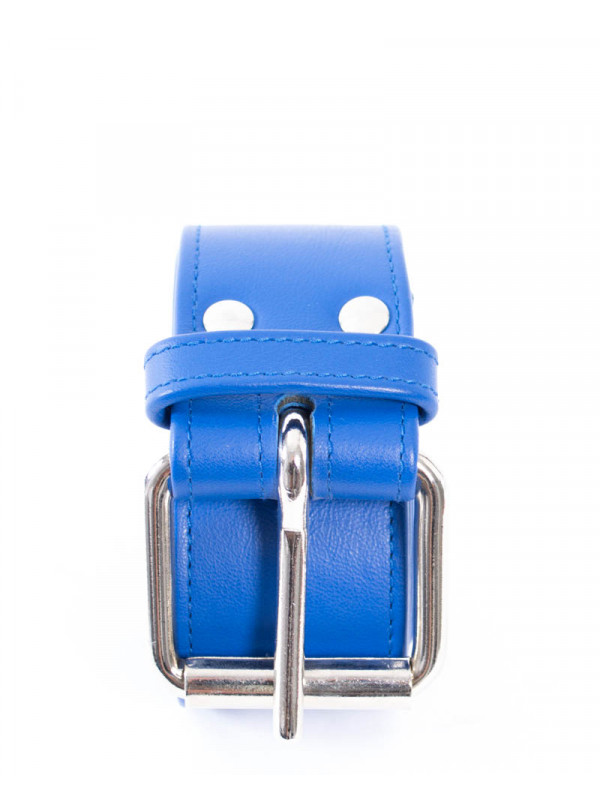 Belt coloured